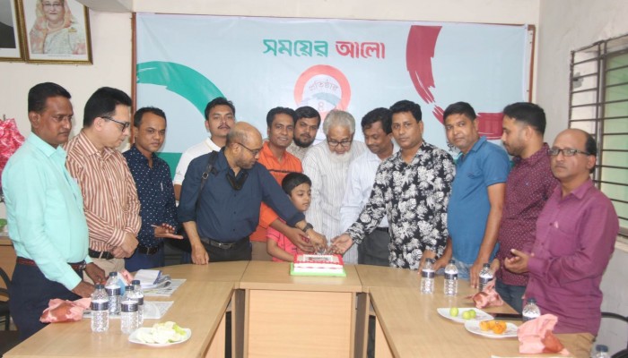 কুমিল্লায় বর্ণাঢ্য আয়োজনে সময়ের আলোর প্রতিষ্ঠাবার্ষিকী উদযাপন কুমিল্লায় বর্ণাঢ্য আয়োজনে সময়ের আলোর প্রতিষ্ঠাবার্ষিকী উদযাপন