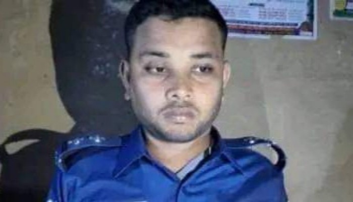 পুলিশ পরিচয়ে পাত্রী দেখতে এসে আটক" পুলিশ পরিচয়ে পাত্রী দেখতে এসে আটক"
