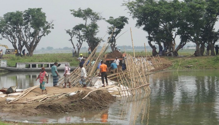সংস্কার হলো টাঙ্গুয়ার হাওরের নজরখালী বাঁধ" সংস্কার হলো টাঙ্গুয়ার হাওরের নজরখালী বাঁধ"