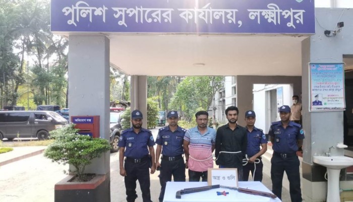 রিমান্ডপ্রাপ্ত আসামিদের তথ্যে ২টি আগ্নোয়াস্ত্র ও ৫ কার্তুজ উদ্ধার রিমান্ডপ্রাপ্ত আসামিদের তথ্যে ২টি আগ্নোয়াস্ত্র ও ৫ কার্তুজ উদ্ধার