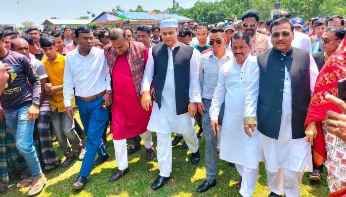 সুনামগঞ্জ সীমান্তে দেশের ১৪তম সীমান্ত হাটের উদ্বোধন সুনামগঞ্জ সীমান্তে দেশের ১৪তম সীমান্ত হাটের উদ্বোধন