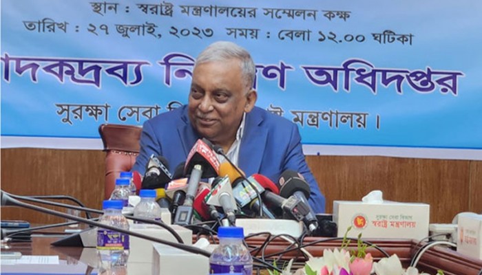 শর্ত সাপেক্ষে আ'লীগ-বিএনপিকে কর্মসূচি পালন করতে দেয়া হবে: স্বরাষ্ট্রমন্ত্রী শর্ত সাপেক্ষে আ'লীগ-বিএনপিকে কর্মসূচি পালন করতে দেয়া হবে: স্বরাষ্ট্রমন্ত্রী