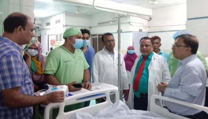 কুমেক হাসপাতাল পরিদর্শনে স্বাস্থ্য অধিদপ্তরের মহাপরিচালক কুমেক হাসপাতাল পরিদর্শনে স্বাস্থ্য অধিদপ্তরের মহাপরিচালক