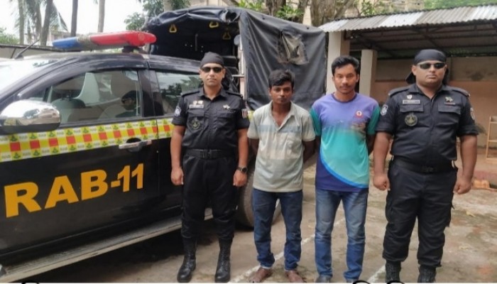 কুমিল্লায় র্যাবের অভিযানে মাদকসহ আটক দুই কুমিল্লায় র্যাবের অভিযানে মাদকসহ আটক দুই