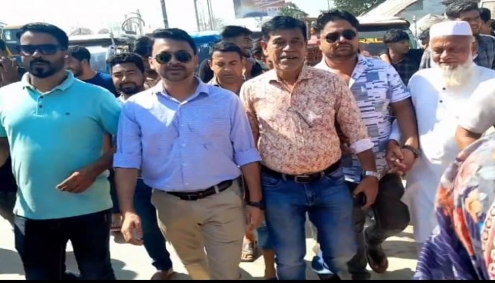 বিএনপির অবরোধের প্রতিবাদে মহাসড়কে কুমিল্লা উত্তর জেলা শ্রমিক লীগের বিক্ষোভ মিছিল বিএনপির অবরোধের প্রতিবাদে মহাসড়কে কুমিল্লা উত্তর জেলা শ্রমিক লীগের বিক্ষোভ মিছিল