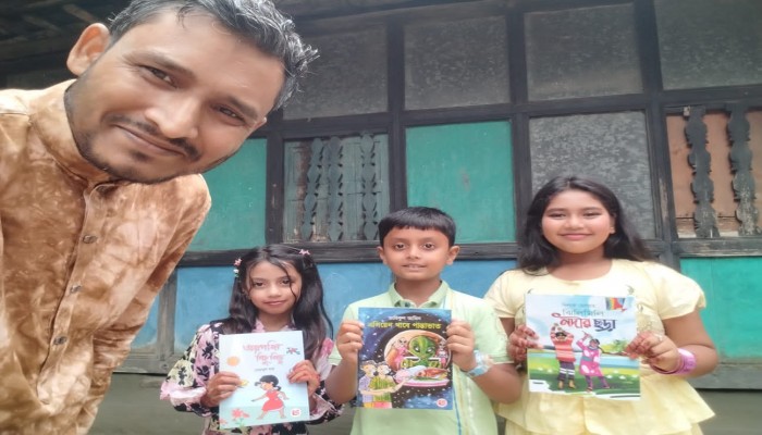 মুনছুর গাজী ফাউন্ডেশনের উদ্যোগে শিশু-কিশোরদের বই উপহার মুনছুর গাজী ফাউন্ডেশনের উদ্যোগে শিশু-কিশোরদের বই উপহার