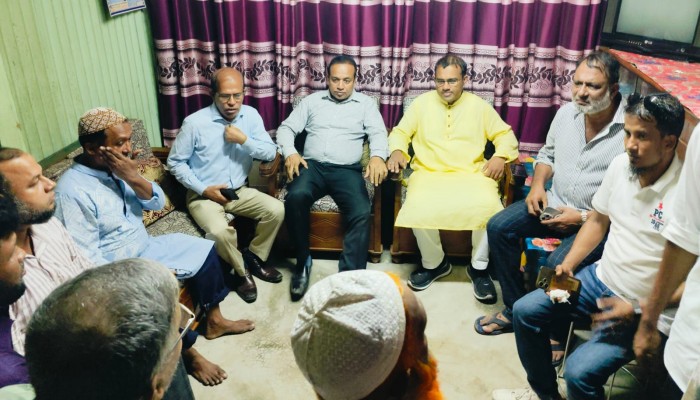 সাংবাদিক শাহীনের মায়ের মৃত্যুতে খন্দকার মারুফ হোসেনের শোক প্রকাশ ও সমবেদনা জ্ঞাপন সাংবাদিক শাহীনের মায়ের মৃত্যুতে খন্দকার মারুফ হোসেনের শোক প্রকাশ ও সমবেদনা জ্ঞাপন